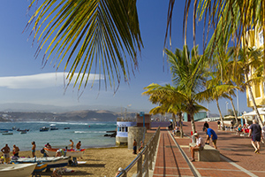 Las Canteras beach north end