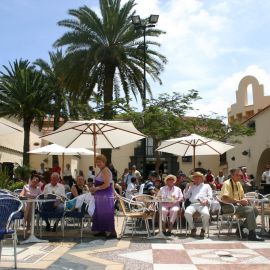 Parque Doramas and Pueblo Canario